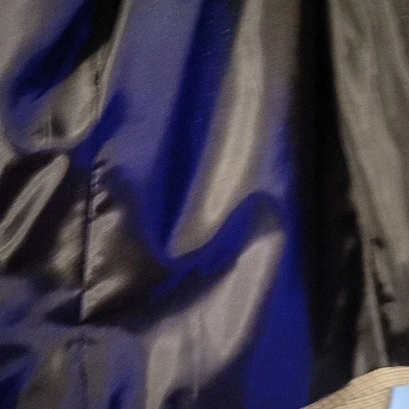 Isabella Jacket And Skirt Suit - Picture 5 of 6